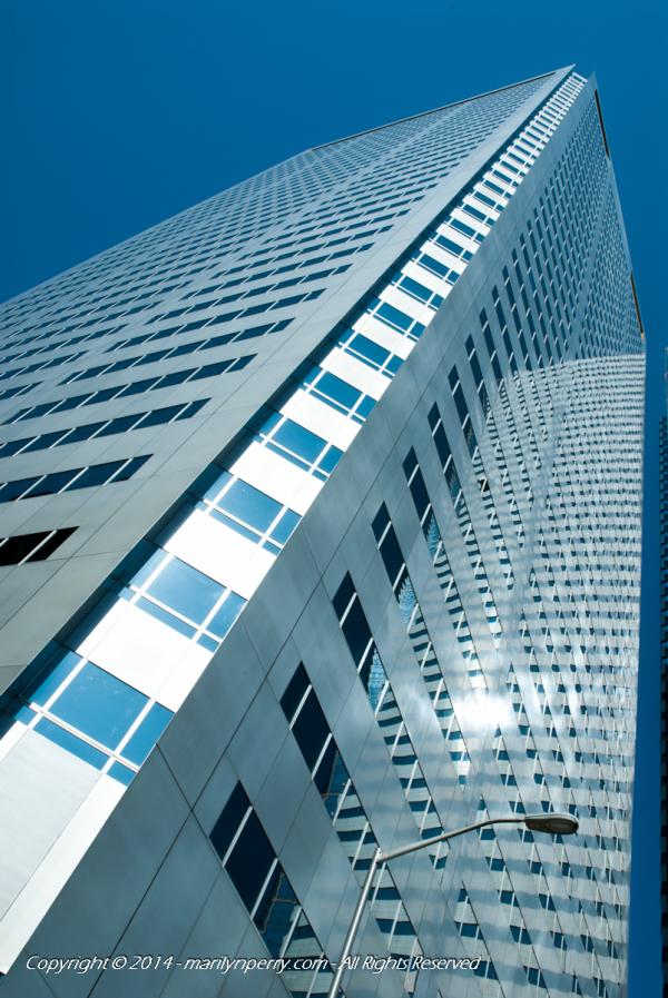 skyscraper-off-axis-2014-08-03-001-0165